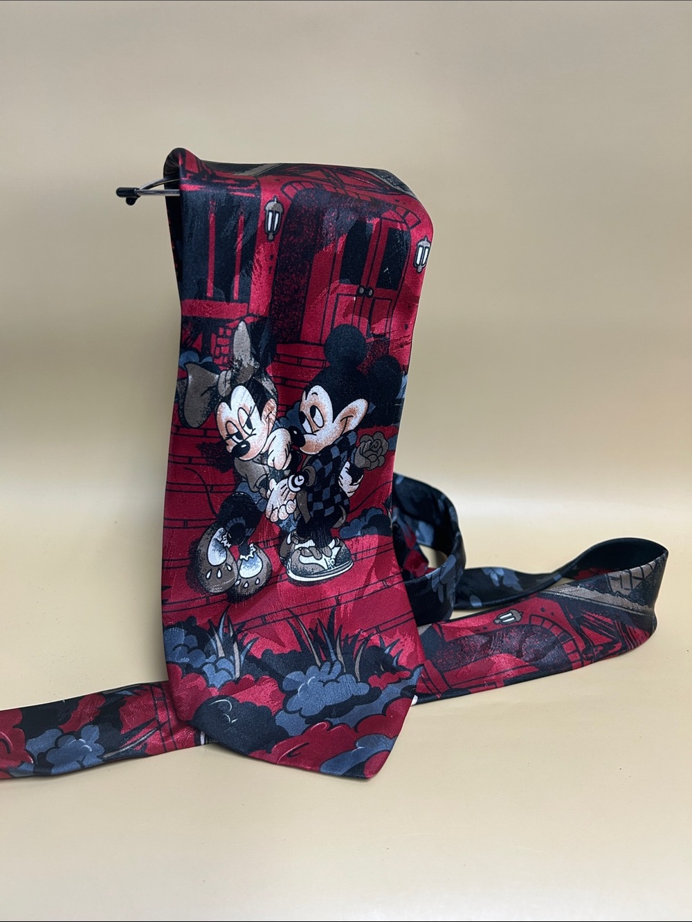 Disney Necktie Tie Mickey and Minnie Mouse Romantic date Black & Red main colors